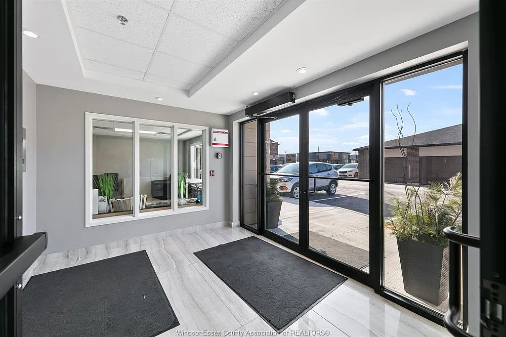 2 bed, 2.0 bath, 1163 sqft, $2,395 — Photo 4