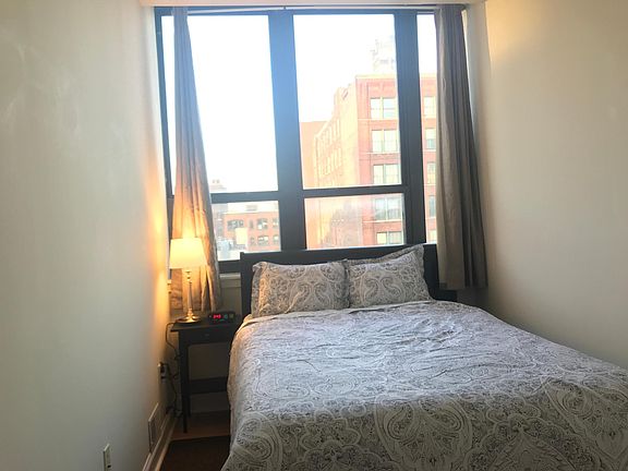 5th image of 1016 Cherry St APT 401