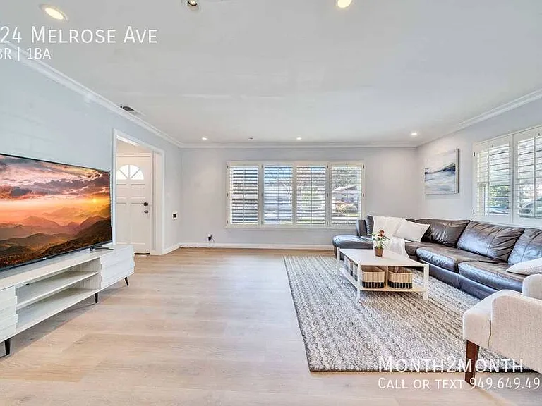 224 Melrose Ave — Photo 3