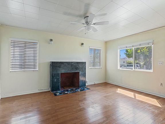 2nd image of 11012 S Eastwood Ave