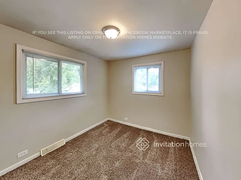513 N Addison Rd — Photo 17