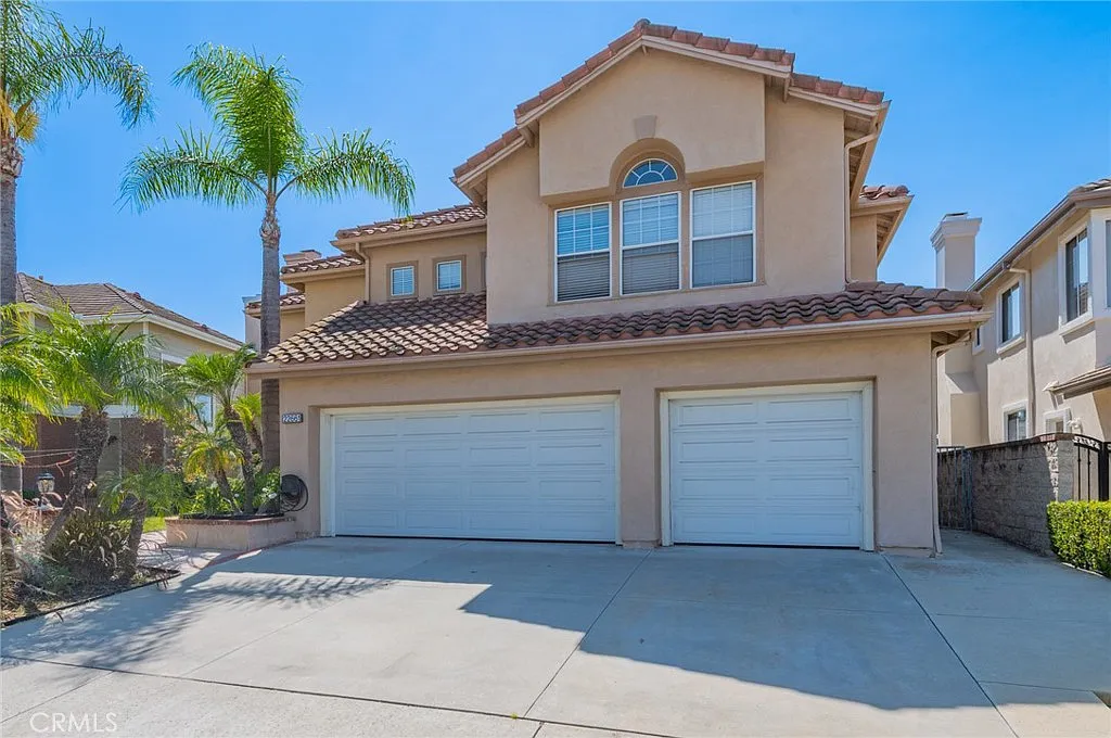 5 bed, 3.5 bath, 3001 sqft, $7,500 — Photo 4