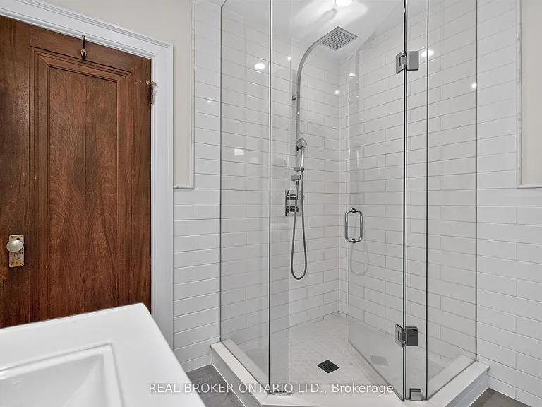 14 Mortimer Ave — Photo 26