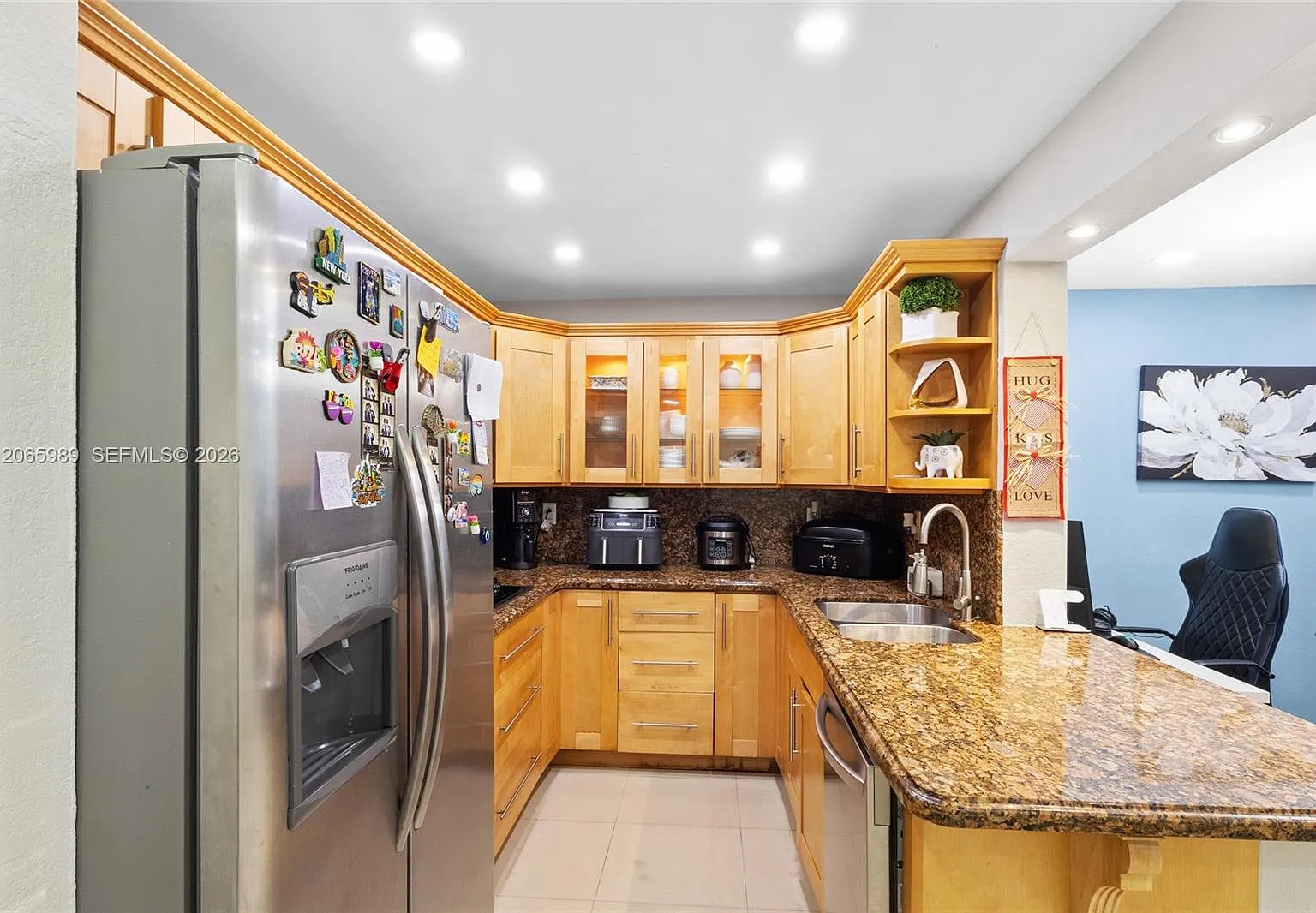Westland Gardens Condo — Photo 4