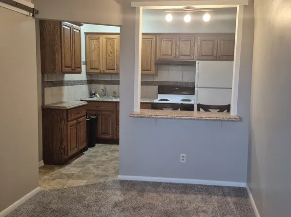 146 S Central Ave, Marshfield, WI