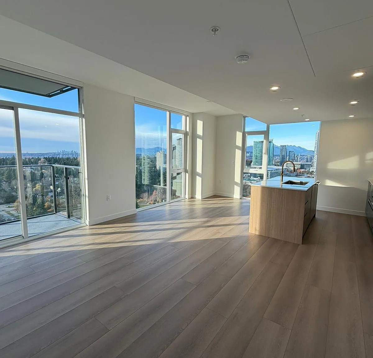 2 bed, 1064 sqft, $2,800 — Photo 1