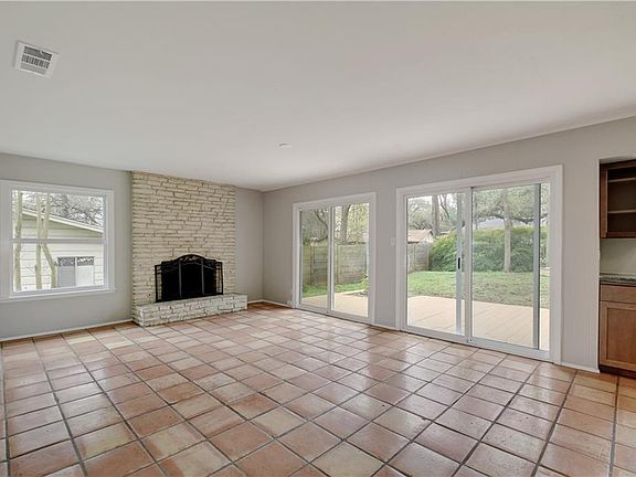 4th image of 1809 Cannonwood Ln