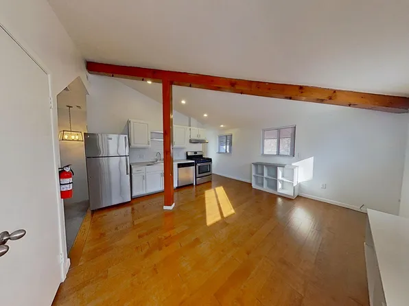 1096 Van Dyke St #301, Detroit, MI 48214