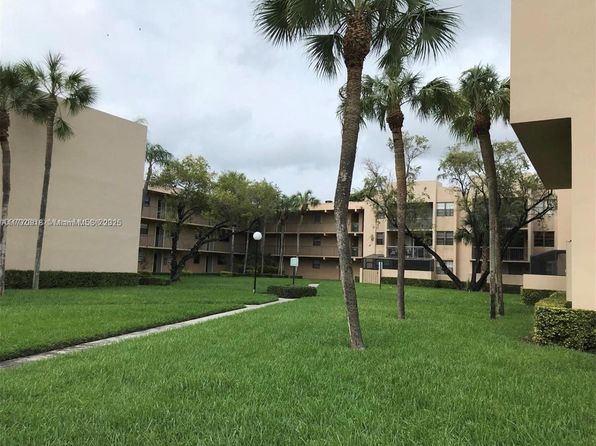 10425 SW 112th Ave APT 324, Miami, FL 33176