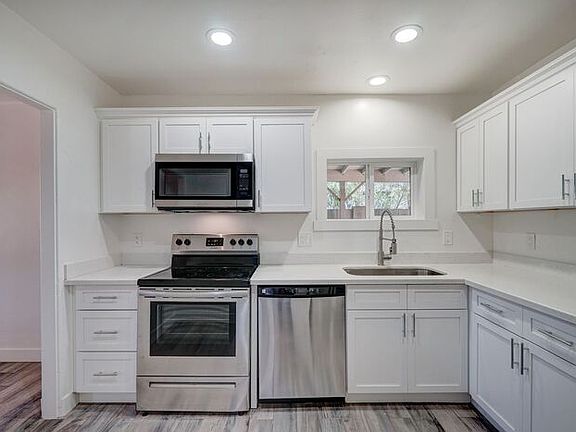 3rd image of 2534 N 9th St #1