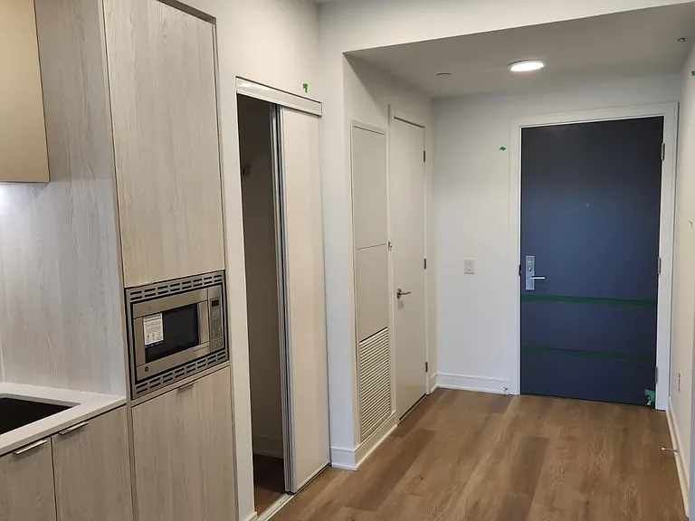 86 Dundas St E #407 — Photo 8