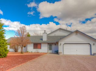 9535 Pioneer Valley Rd, Flagstaff, AZ 86004