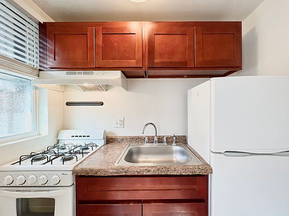 3rd image of 5206 S Harper Ave #312