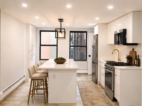 352 W 39th St APT 3, New York, NY 10018