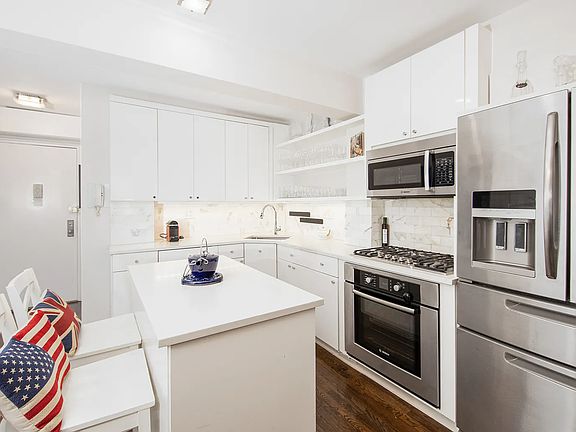 5th image of 60 9th St #329