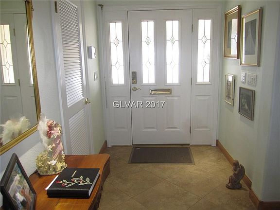 5th image of 3644 Meadowcrest Dr