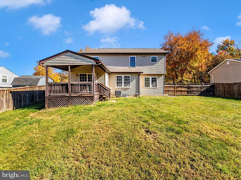 408 Willow Hill Ct — Photo 31