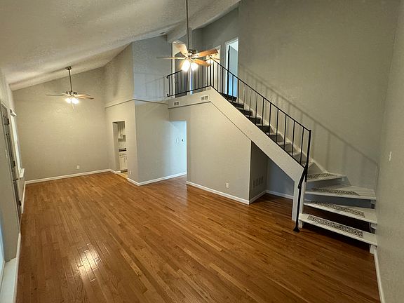 4th image of 2785 Sherwood Dr