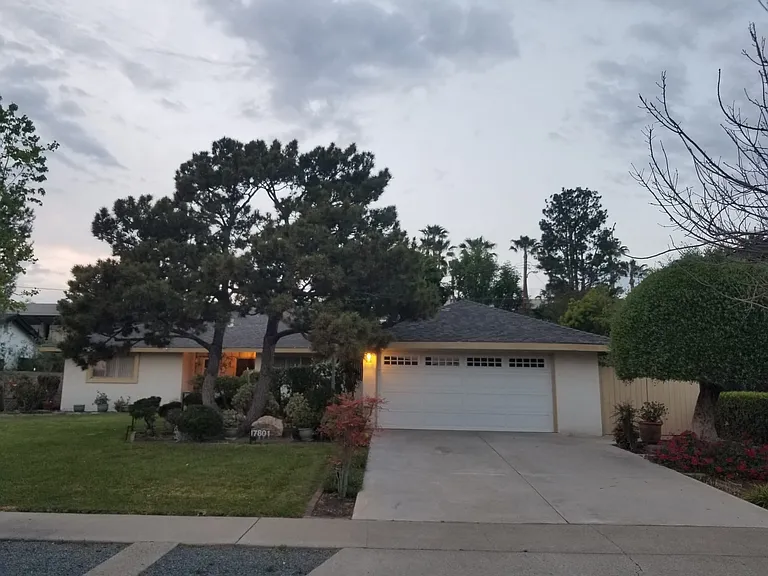 17801 Arbolada Way — Photo 2