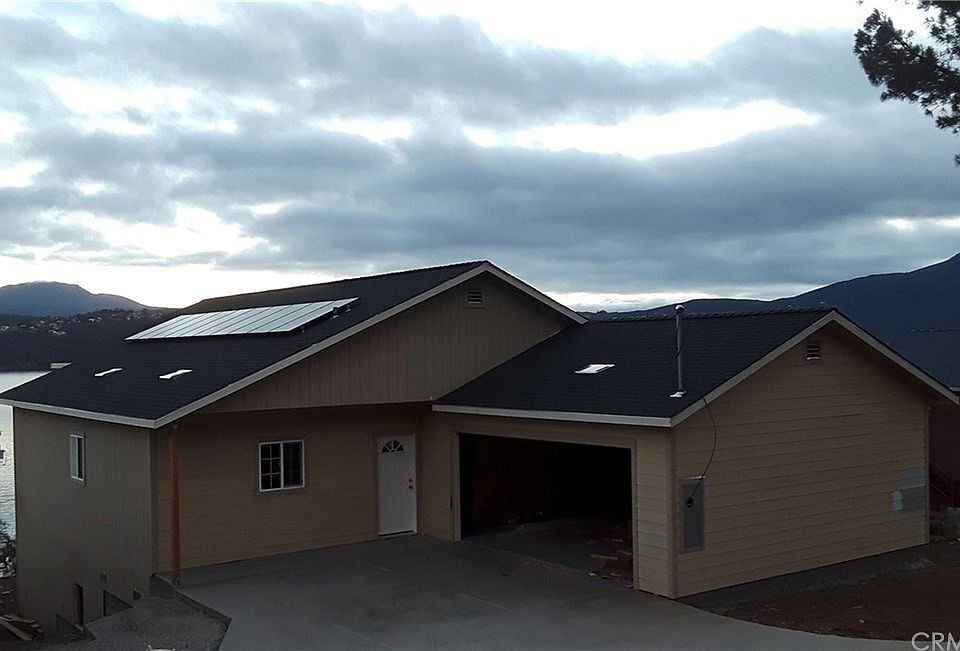 1st image of 11917 Lakeshore Dr
