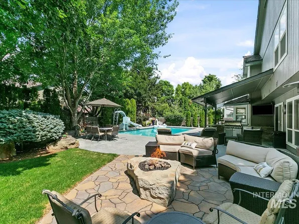7903 W Bayhill Ct, Boise, ID 83704