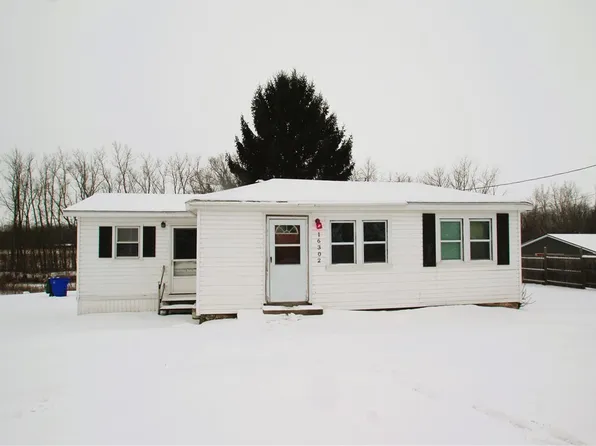 16302 Ridge Rd, Holley, NY 14470