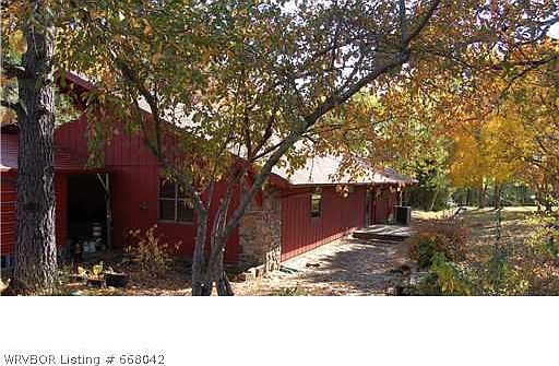 3rd image of 1723 Highway 282