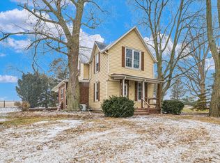 475 County Road 2100 E, Sidney, IL