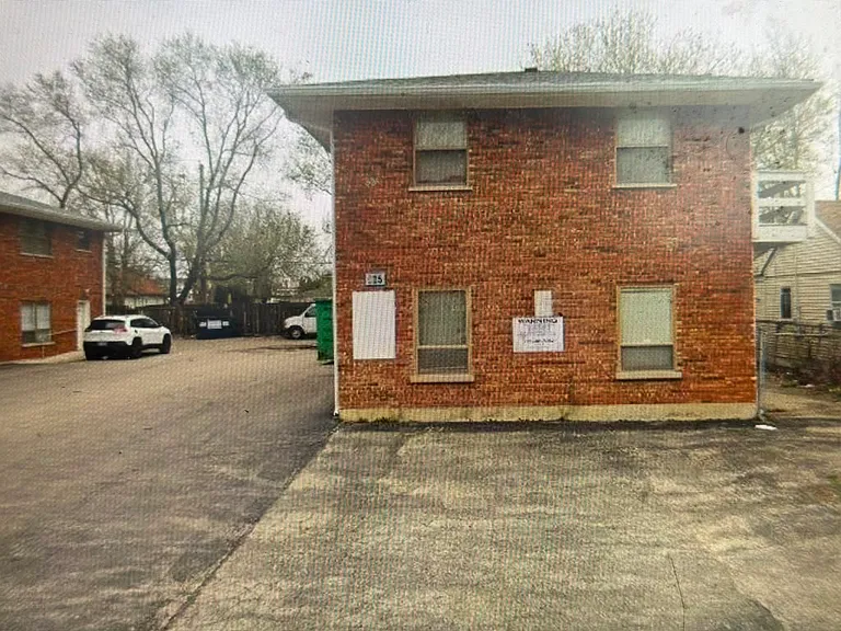 625 N Elmwood Dr #3 — Photo 1