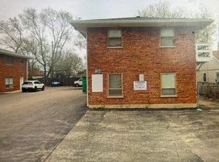 625 N Elmwood Dr APT 3, Aurora, IL 60506