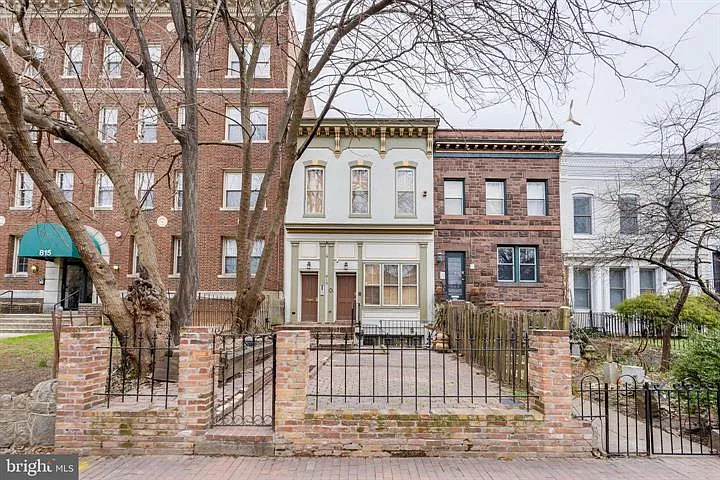 813 Maryland Ave NE #2