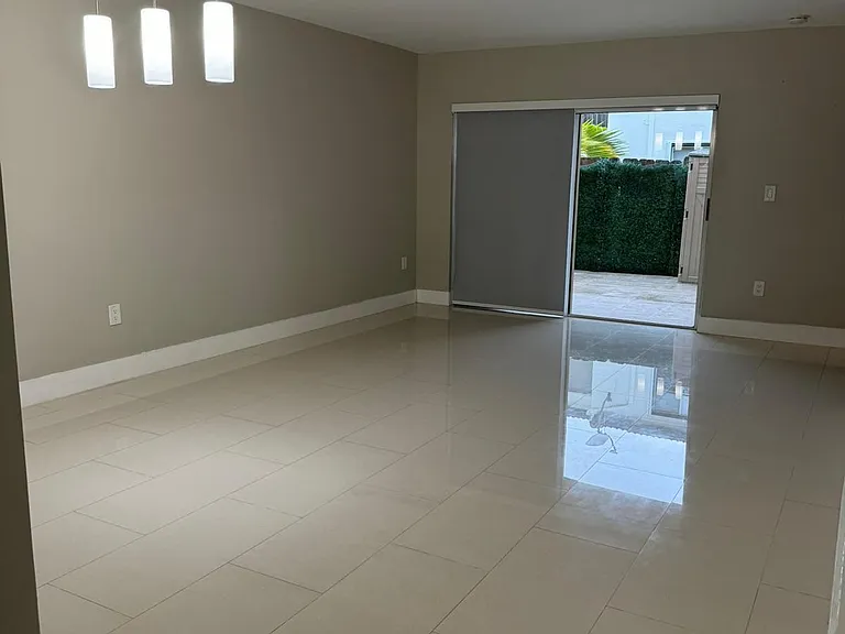 1143 NW 124th Pl #105 — Photo 16