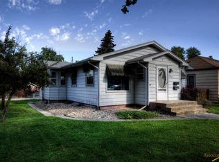 1122 Saint James St, Rapid City, SD 57701