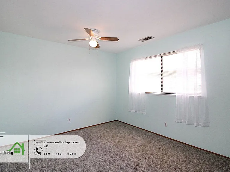 1748 Galaxy Way — Photo 22