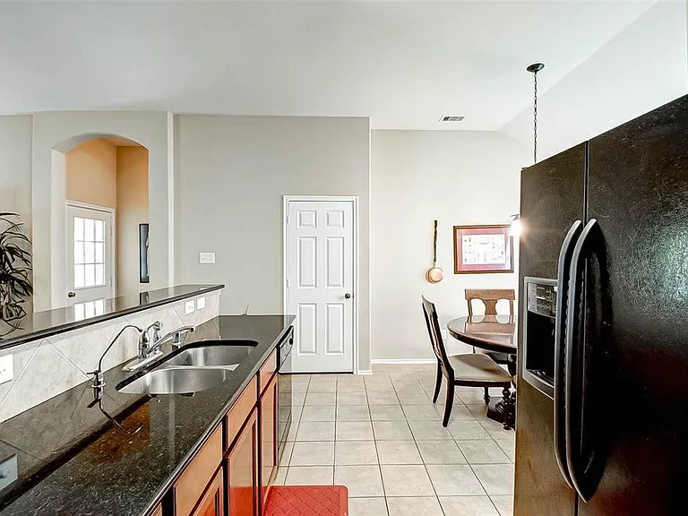 15506 Wedgewood Park — Photo 12