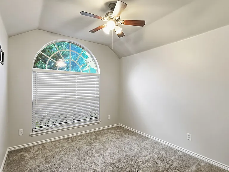 1632 Balboa Ln — Photo 13