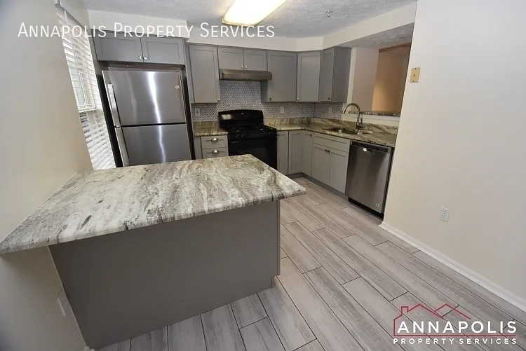 1534 Falstone Ln — Photo 3