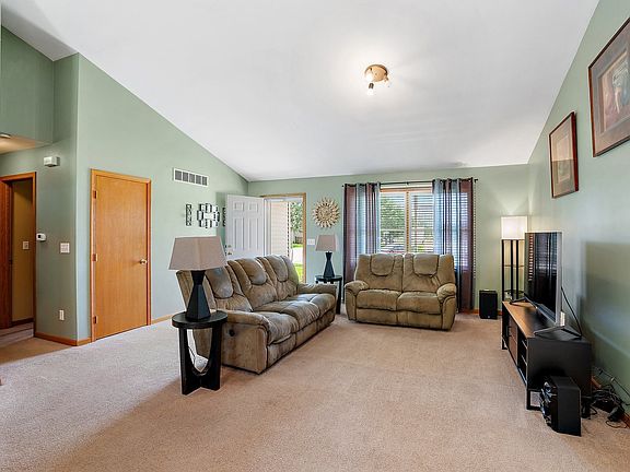 4th image of 1233 Loren Dr