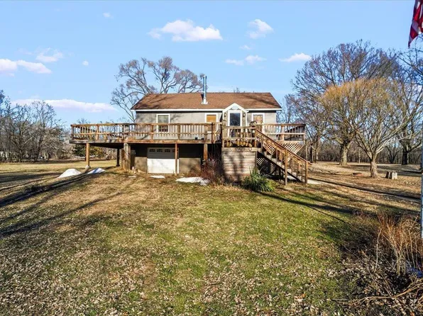 1108 E Main St, Cedar Falls, IA 50613