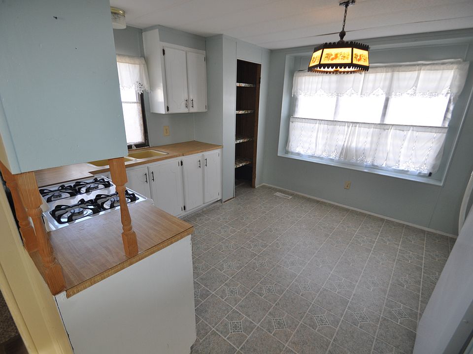 1st image of 634 Forest Blvd