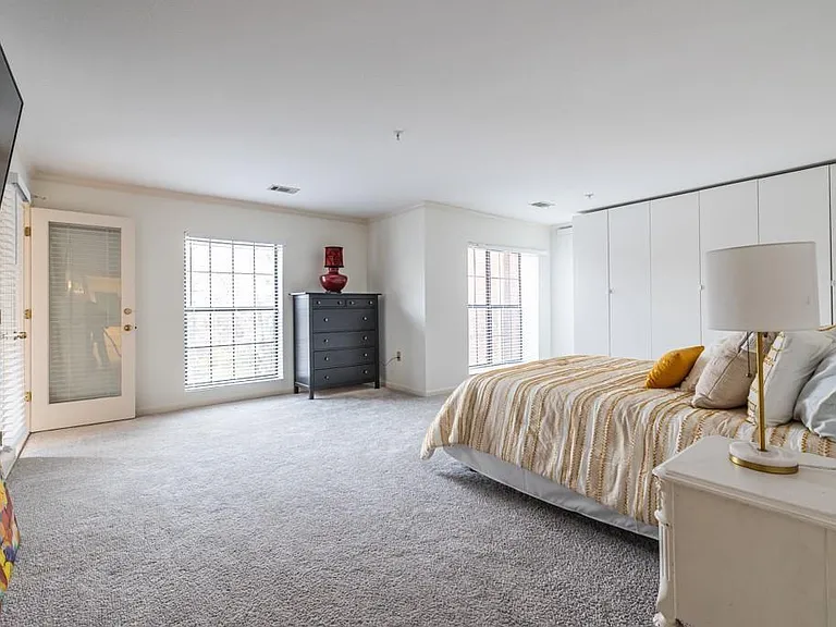 27301 Plantation Dr NE #301 — Photo 16
