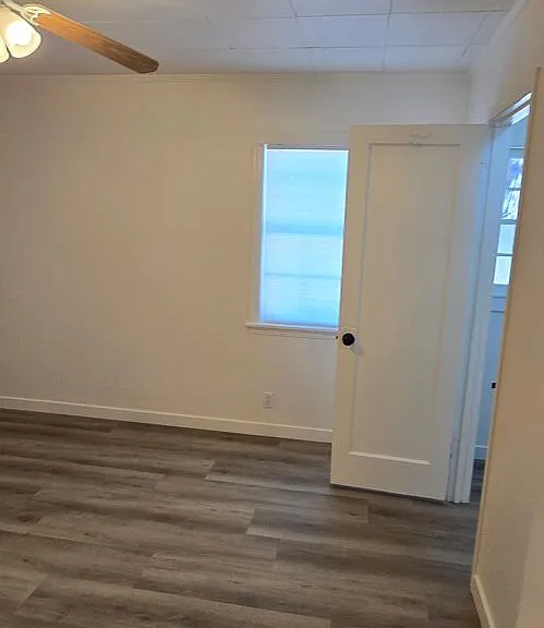 6505 Marchant Ave — Photo 33
