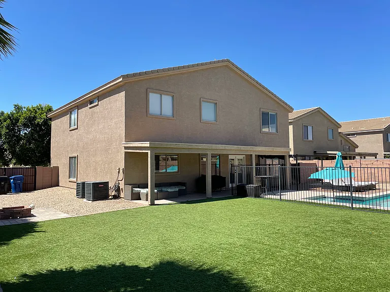 12376 W Sells Dr — Photo 30