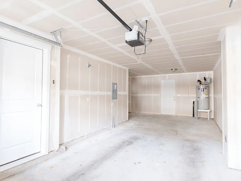 Wynstone Townhomes — Photo 8