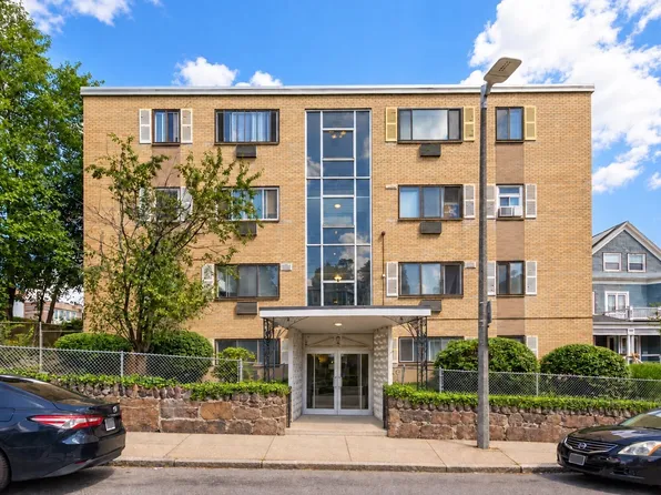 46 Adams St APT D4, Boston, MA 02122
