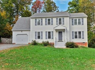 8812 Cindiwood Ter, North Chesterfield, VA 23236