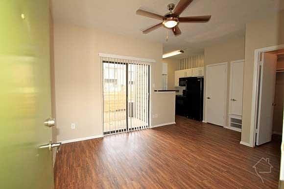 1st image of 1001 W Stassney Ln