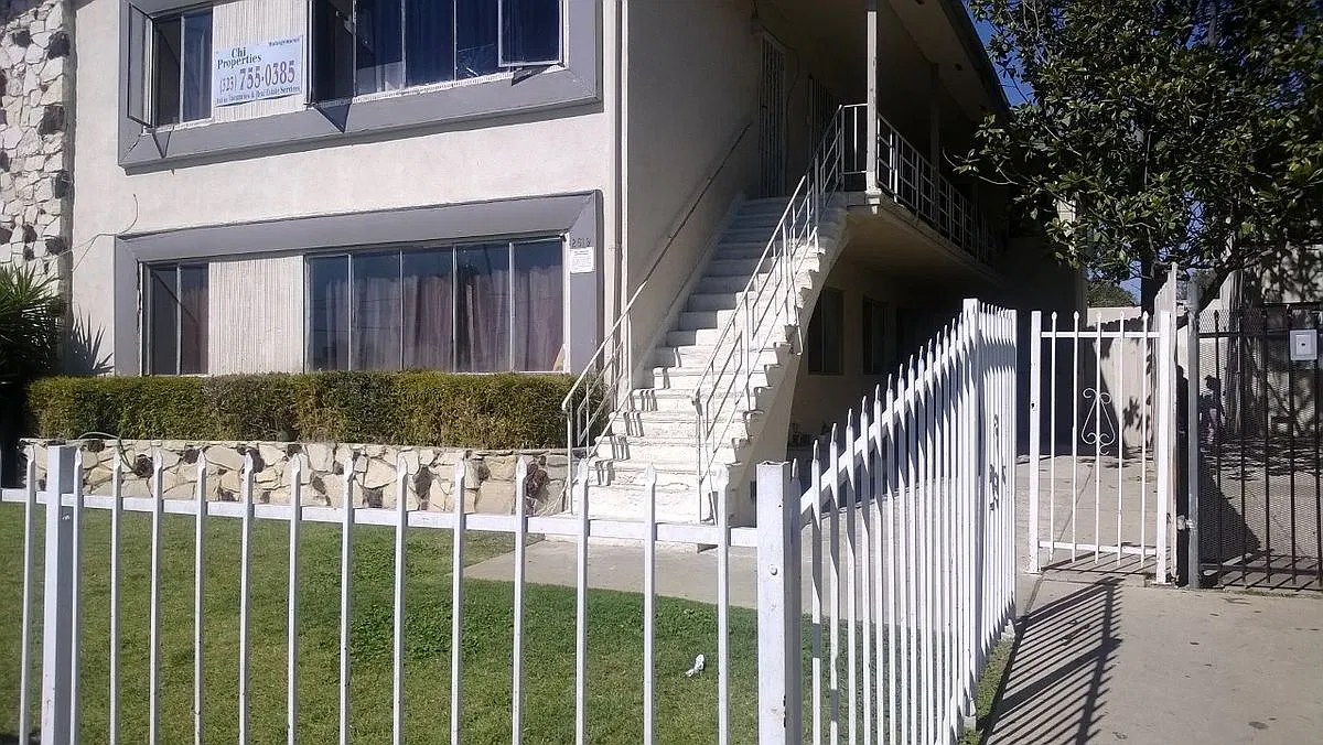 2619 W Imperial Hwy — Photo 1