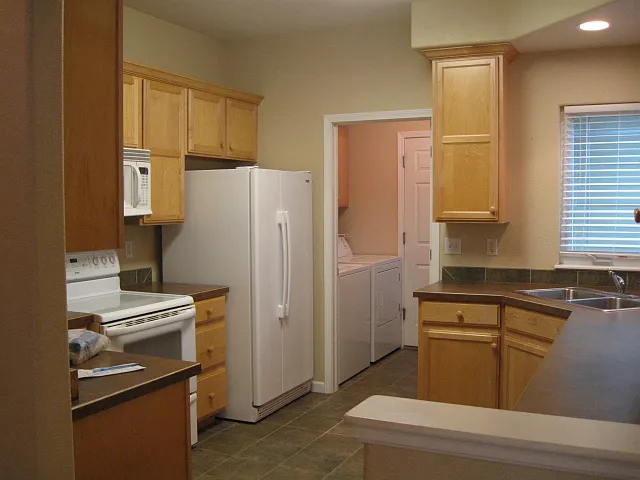1421 Sailcrest Ct — Photo 6