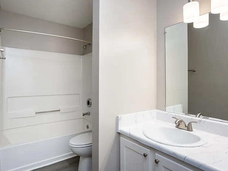 5220 N Henry Blvd — Photo 30